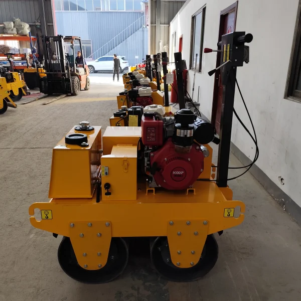 Twin Rolver 600kg walk-behind diesel twin-wheel roller SN-600S - Chinese machinery ...