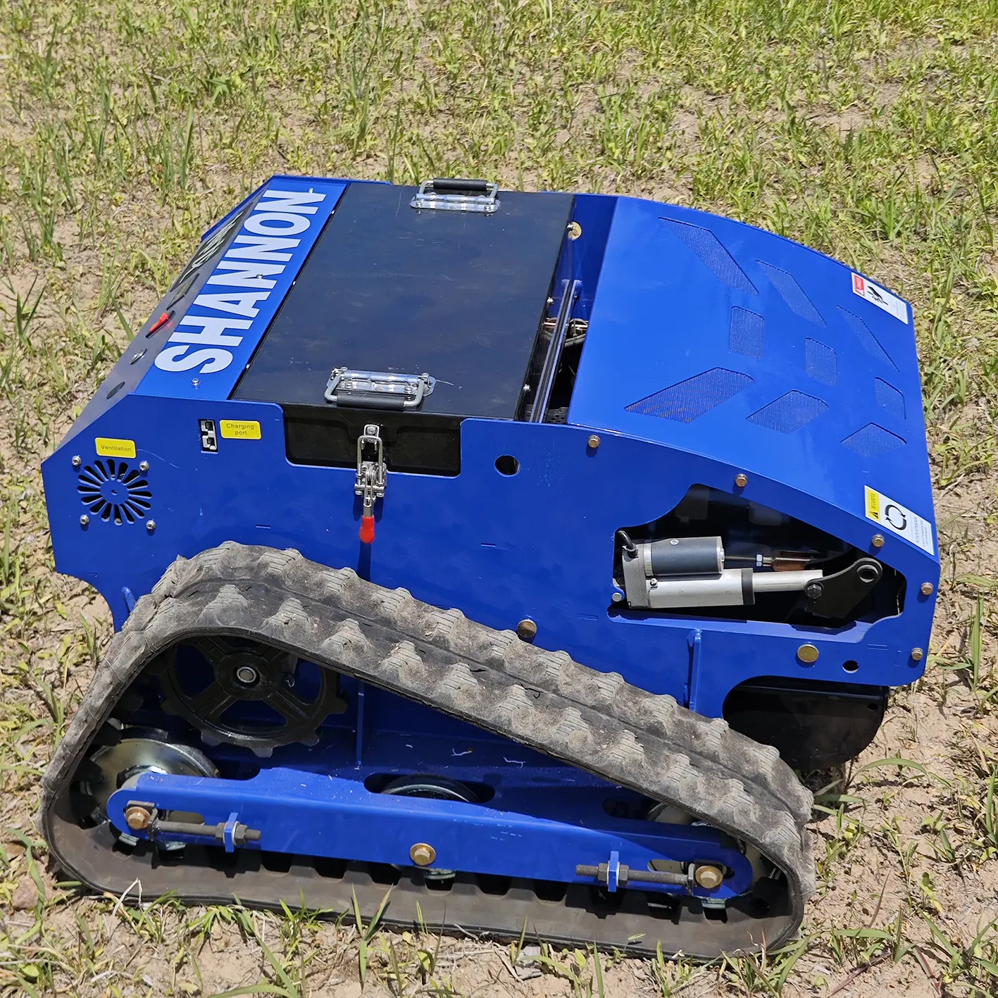 Remote Control Rechargeable Lawn Mower 550IEC-Robotic Lawn Helper - Image 3